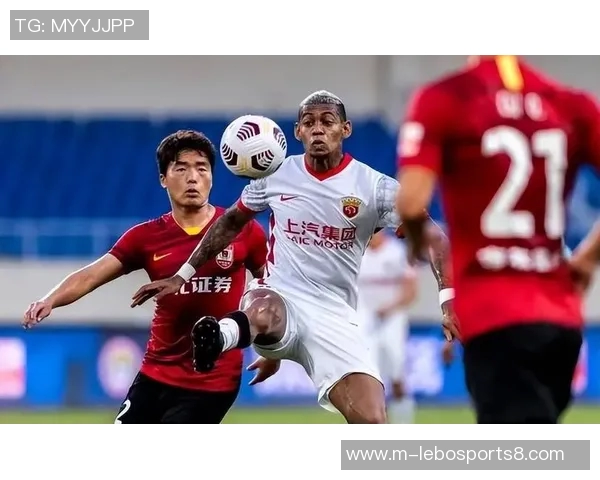 鲁能足球崛起之路探索团队精神与战术创新的完美结合